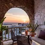 Yalos Hotel Sunset View Mykonos Town Private Rooms