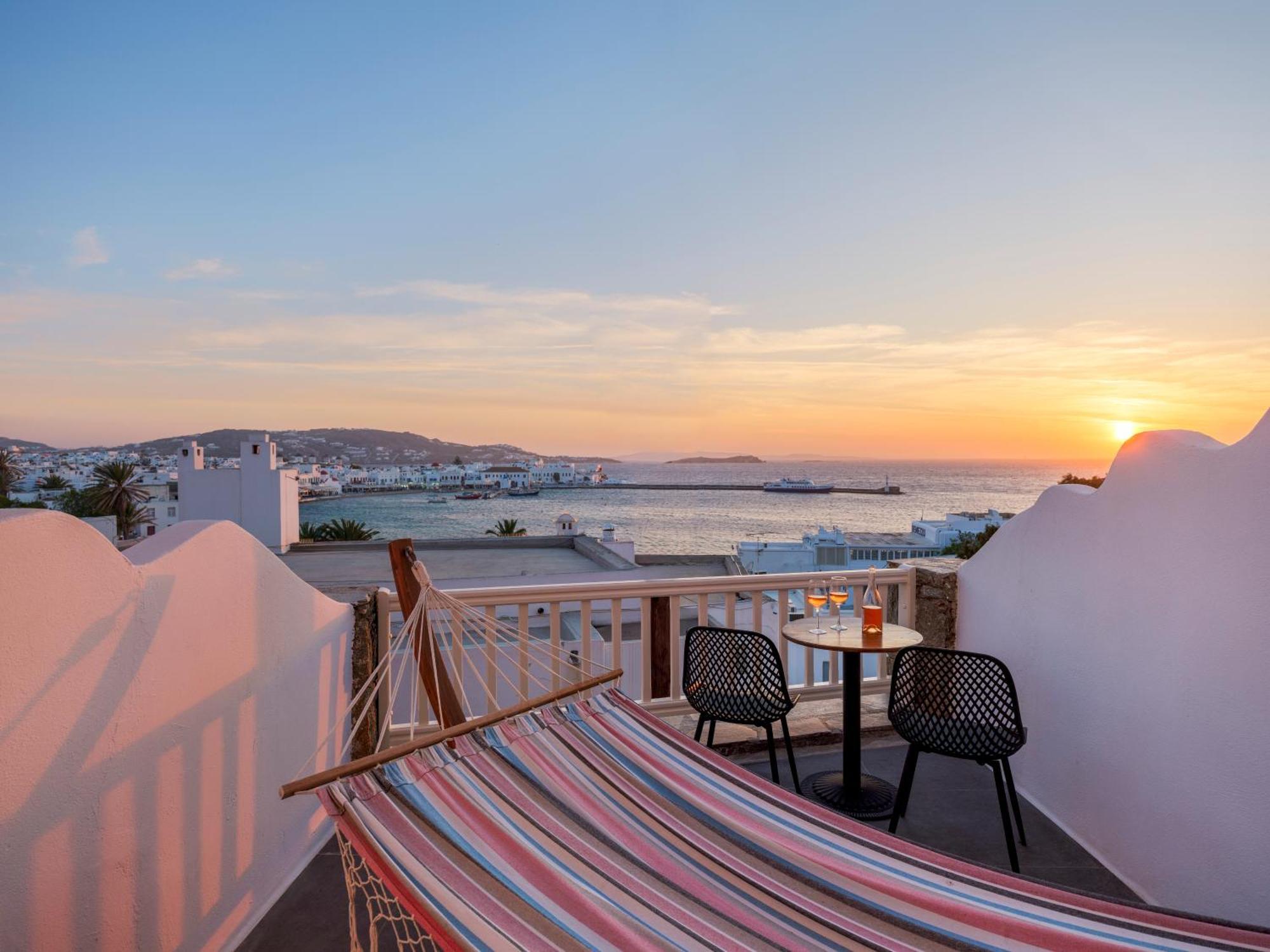 Couette-café Yalos Sunset View Private Mykonos Town